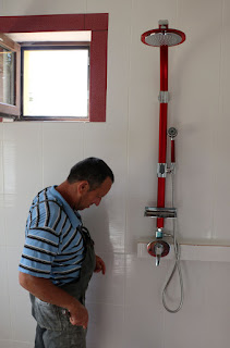 Checking the leak, again Checking the leak, again