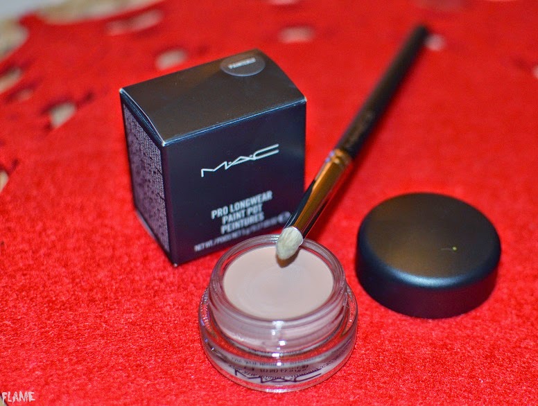 Modaya Dair ♥ Mac alışverişim; Mac 219 Pencil Brush, Mac Kinda Sexy
