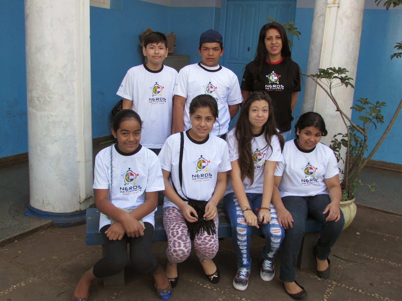 ‘Abandono e descaso’, dizem professores e alunos sobre situação da Escola Gonçalves Dias, uma