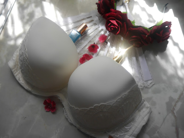 Marks and Spencer white multiway &Strapless bra