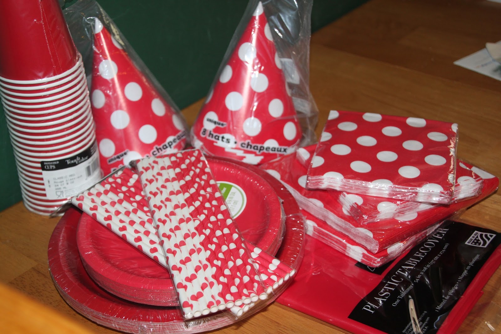 Susan's Disney Family Discount Party Supplies Review and a Giveaway