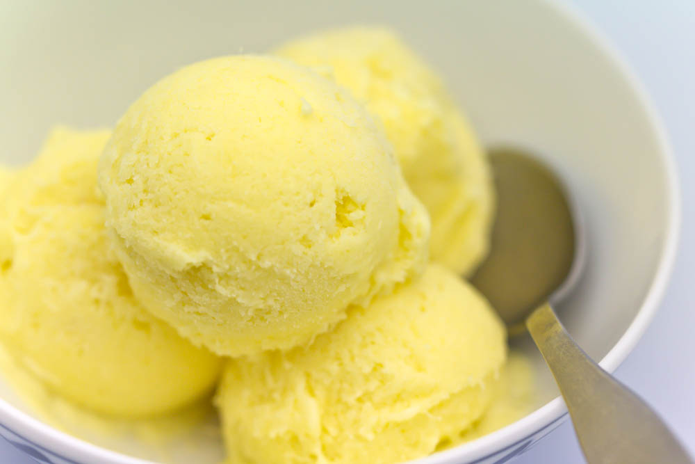 Mango Yoghurt Ice Cream