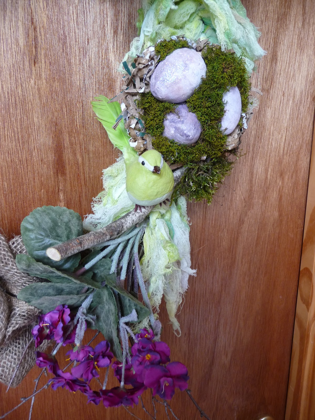 Mitralee: Spring Wreath with Modge Podge Nest