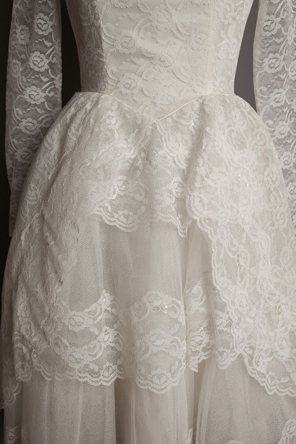 Gorgeous vintage 1950s lace wedding dresses, new on my blog today ...