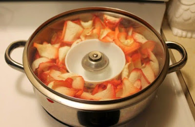 Cách làm tinh dầu nước hoa hồng tinh khiết tại nhà Cach-lam-nuoc-hoa-hong-nguyen-chat-tai-nha-2