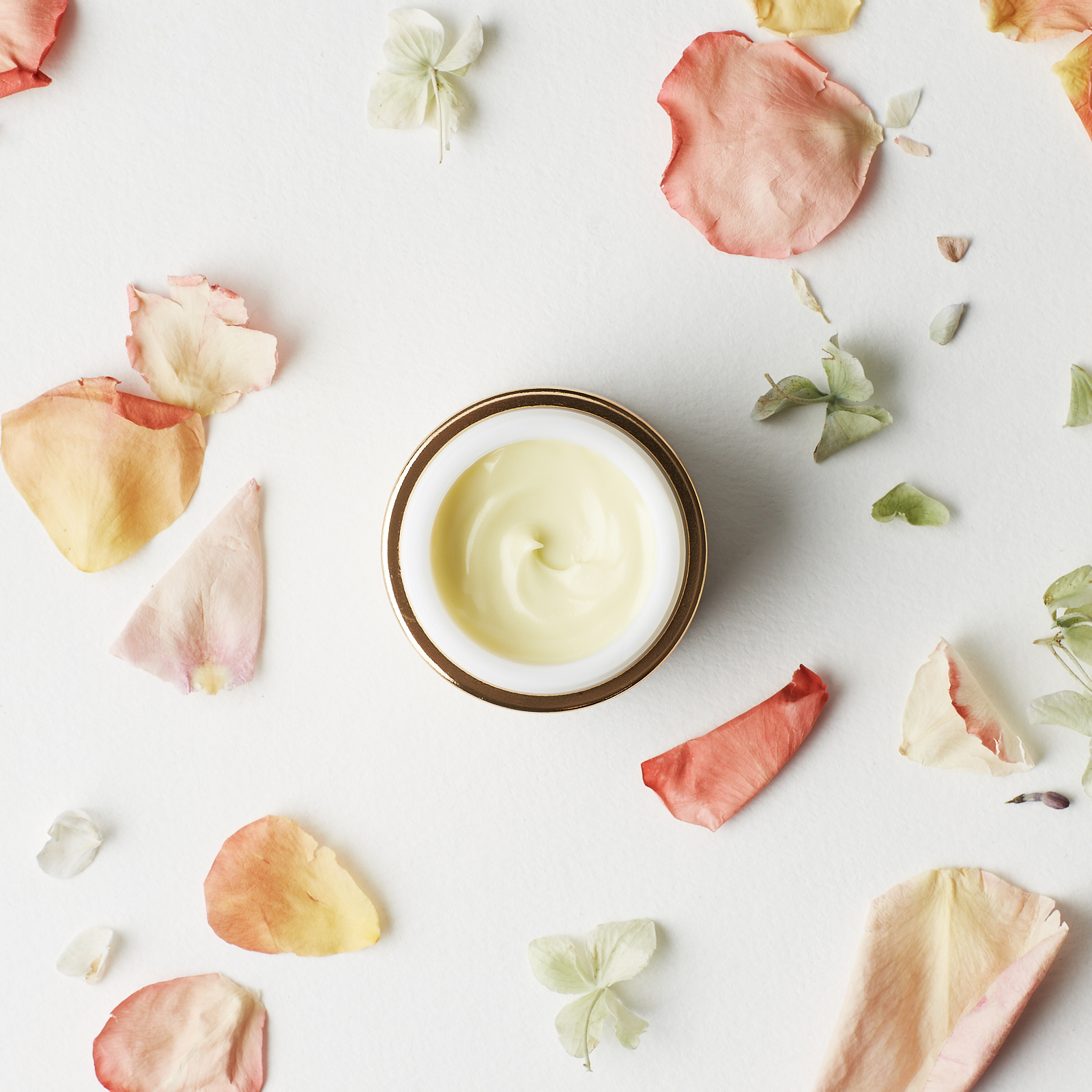 Honey Girl Organics Face & Eye Creme Honey Girl Organics Face & Eye Creme + Lip Balm Stick Review
