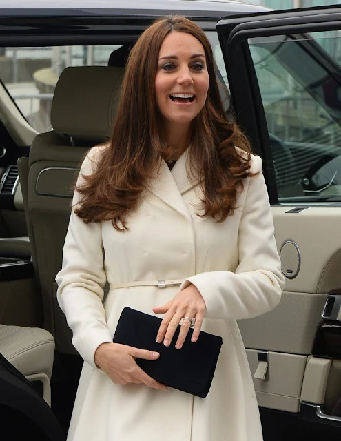 Kate Middleton visits Portsmouth- Wore - Style - Dresses Shoes - Coat
