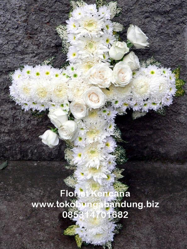 Info Keren Paling Top Untuk Anda Bunga  Salib  dan  Bunga  