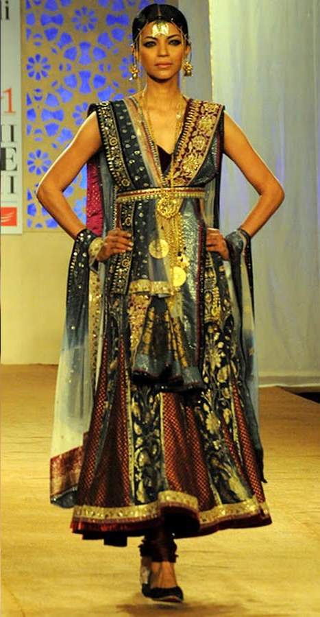 OmStiletto: Couture Week, Delhi ファッションウィーク