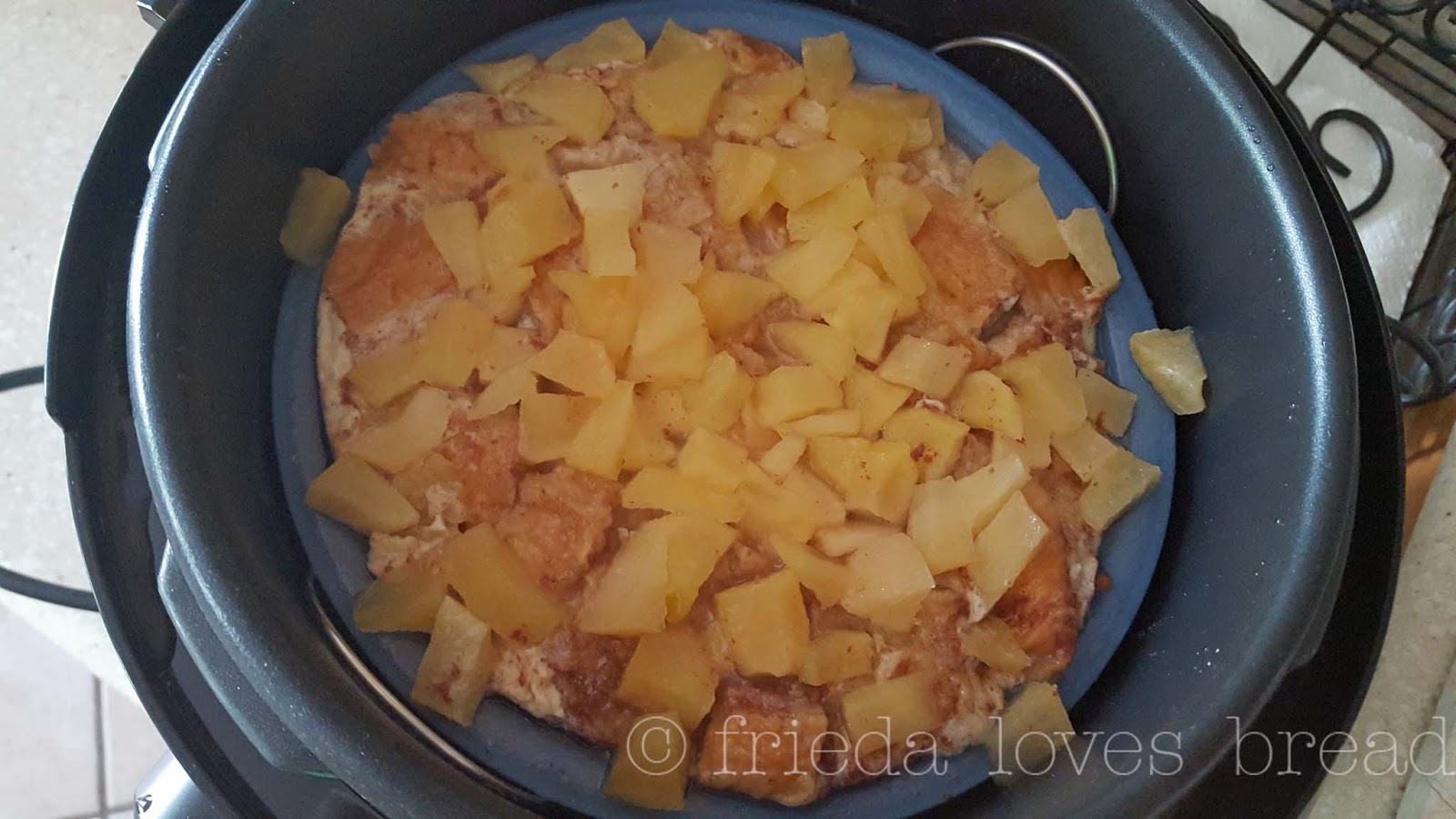 Frieda Loves Bread Pressure Cooker Apple Pie Bread Pudding