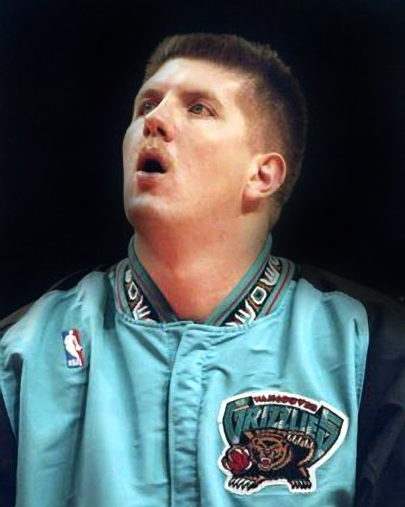 Mack is Berning Farmer City Final 4 (1) Brent Barry vs (4) Bryant