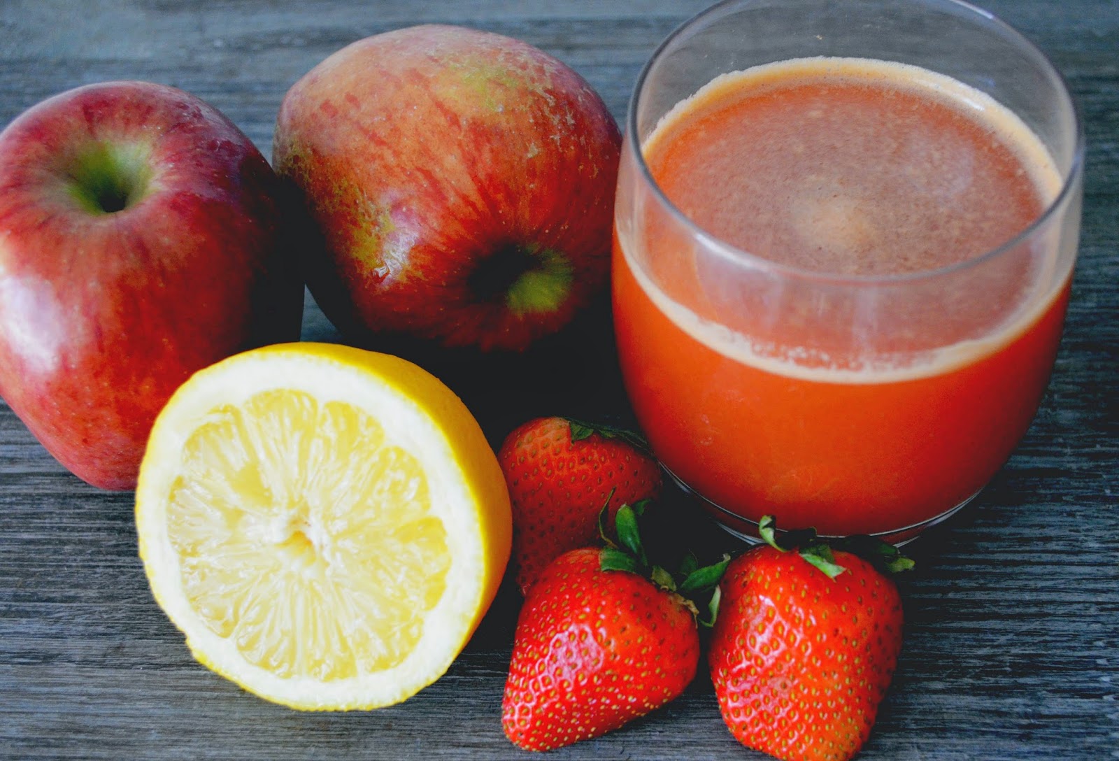 Woman in Real Life Strawberry Lemonade (Juice Recipe)
