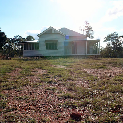 eight acres: building the queensland house review