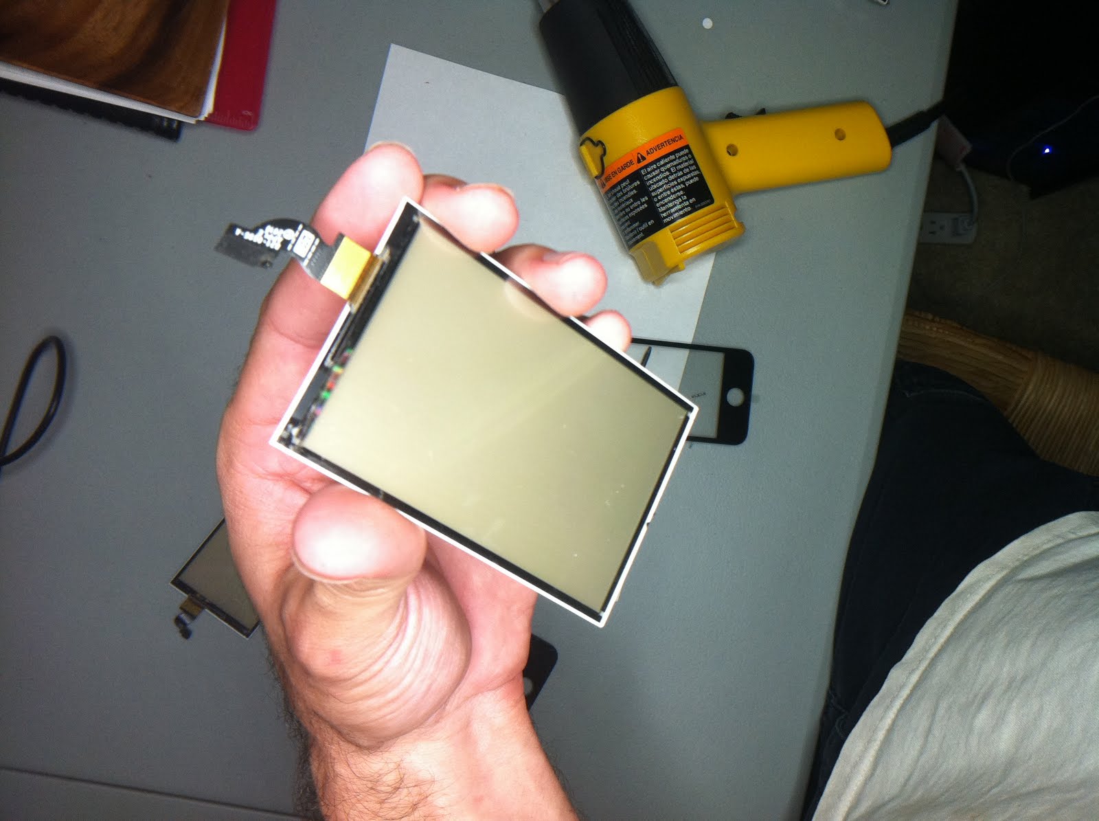 The iPhone 4 digitizer scam revealed by Tech Life