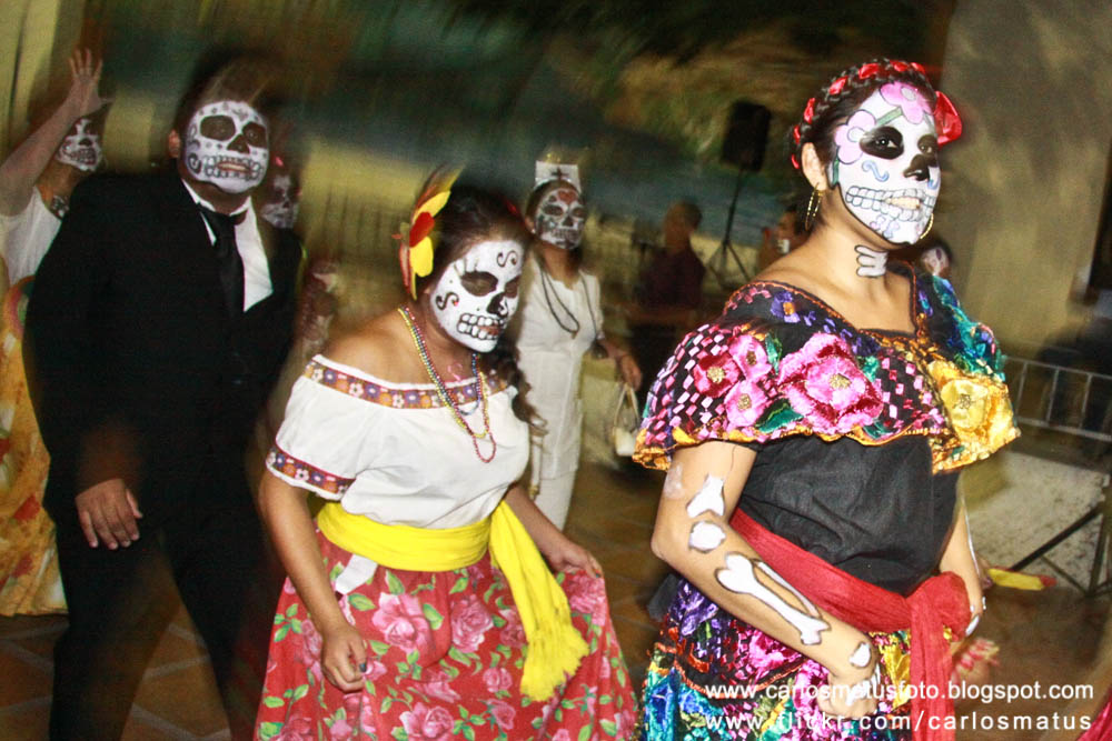 Mirada Hibrida Dia de muertos en