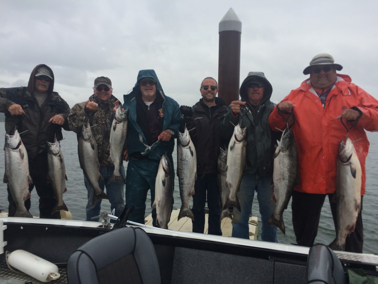 Brookings, Oregon, Fishing Charters Coos River salmon recap