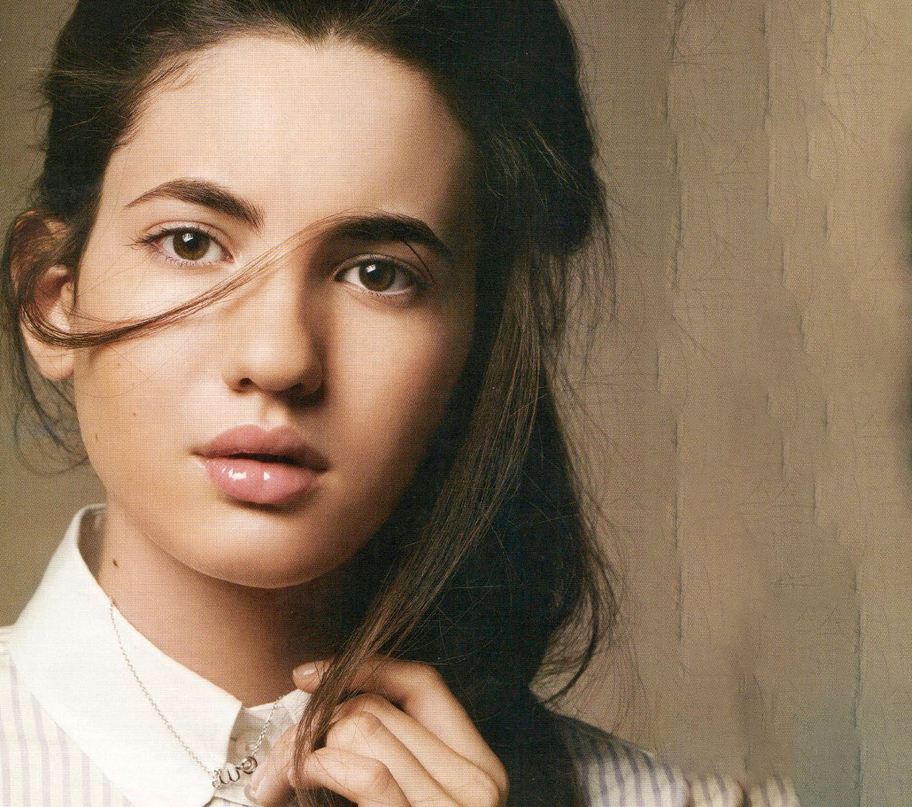 birthdays: Ivana Baquero (photos)