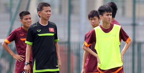 U19 Việt Nam gặp khó vì chủ nhà Bahrain chơi bẩn