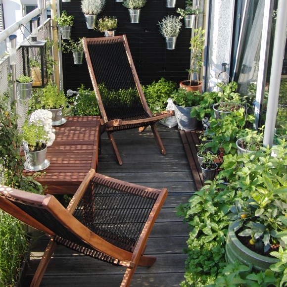 Yuk Merubah Tampilan Balkon di Rumah Agar Lebih Menarik Yuk Merubah Tampilan Balkon di Rumah Agar Lebih Menarik