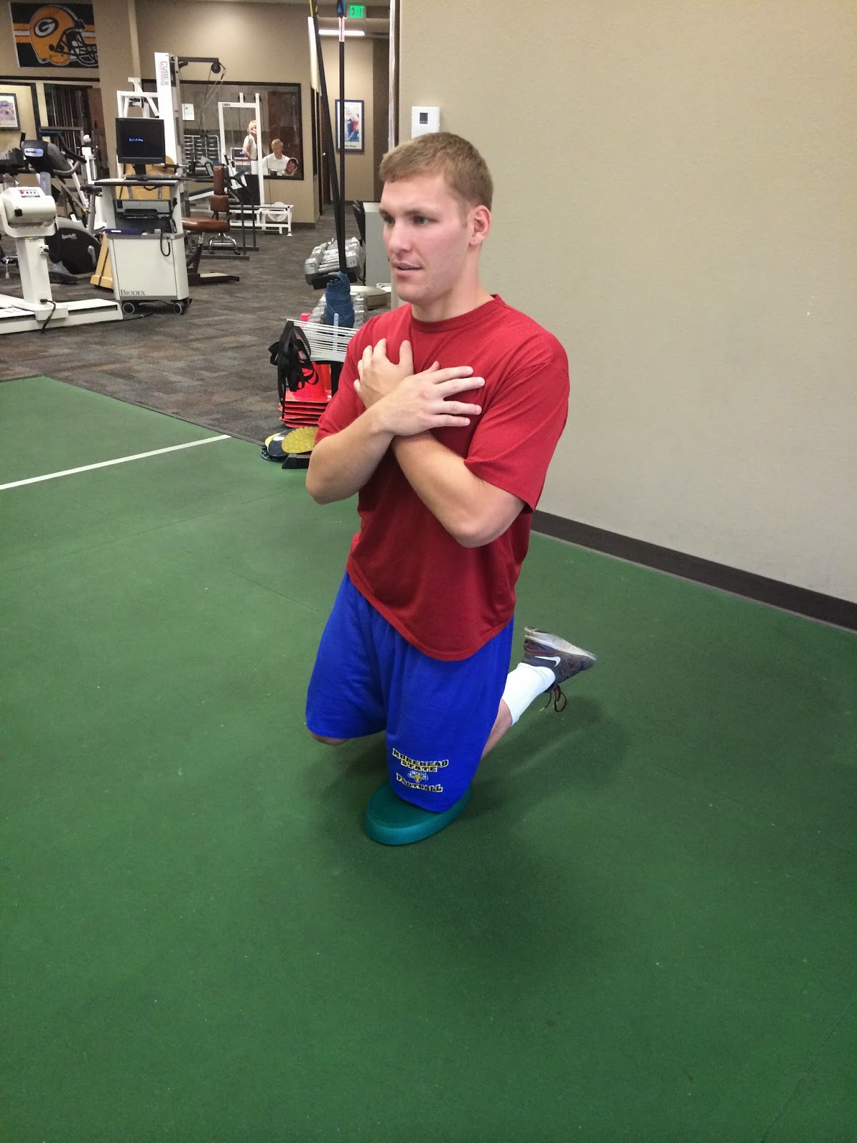 FTK Sports Medicine Knee Balance Exercise
