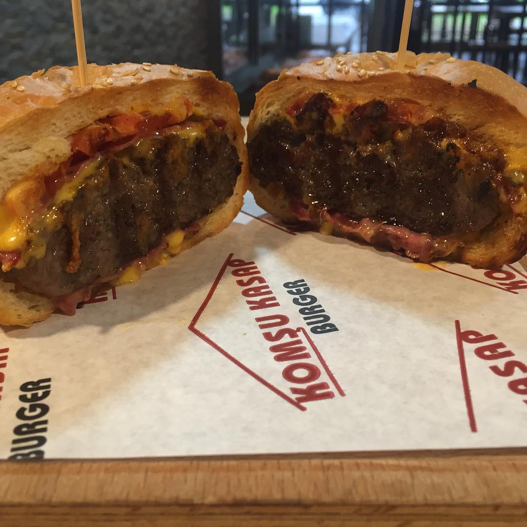 Komsu Burger Levent Istanbul Menu Fiyat Listesi