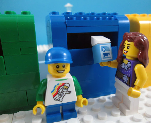 MOC LEGO Dia Internacional da Reciclagem 17 de maio