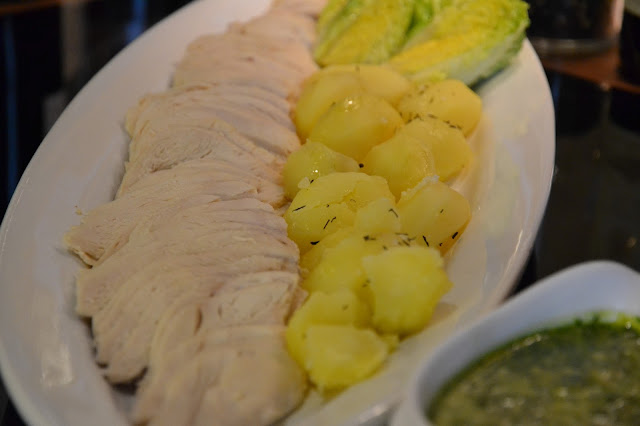 Pollo con salsa verde de verano