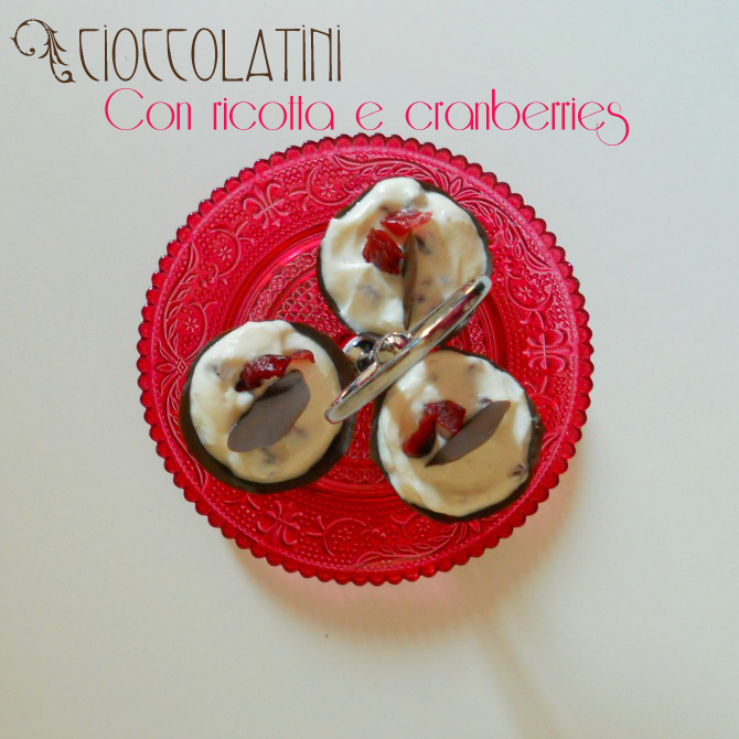 cioccolatini con ricotta e cranberries - ricotta and cranberries confections