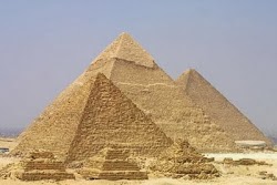 Pirâmides: Túmulos de Faraós