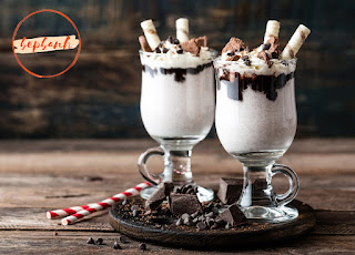 Cách làm Cookie Oreo đá xay 2 vị nhanh chóng mặt 1