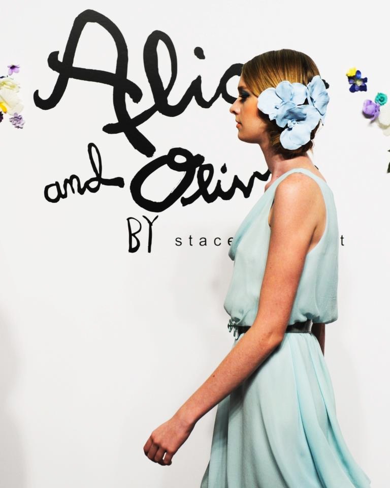 Eeep! moan. Mega cd karaoke. Cd models. Cd disk box 3d model. Cd models.