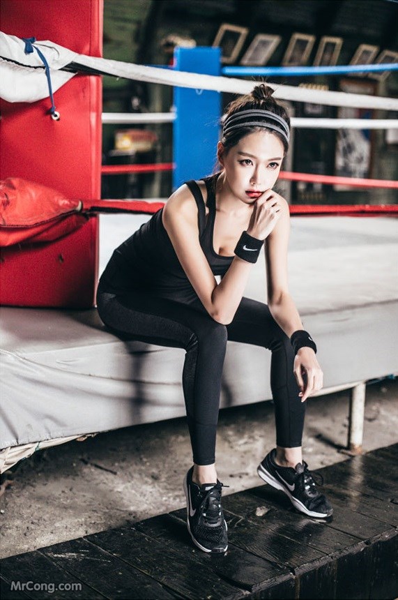 Beautiful Yoon Ae Ji poses glamor in gym fashion photos (56 photos)