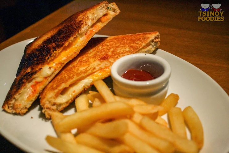 gourmet grilled cheese sandwich