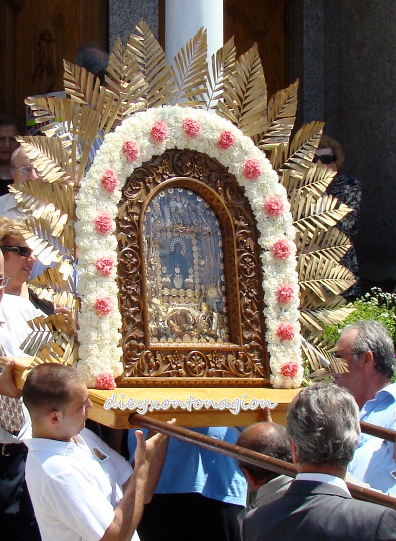 Τα λείψανα της Ιεράς Μονής Οσίας Ειρήνης Χρυσοβαλάντου στην Αστόρια της Νέας Υόρκης https://leipsanothiki.blogspot.be/
