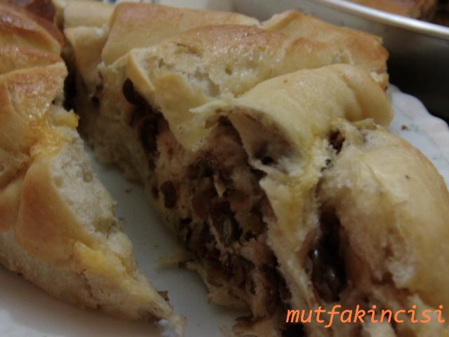 Gelibolu17/Midedenkalbe Yeşil Mercimekli Tepsi Böreği