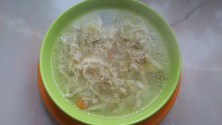 Supa de legume  cu taitei de casa