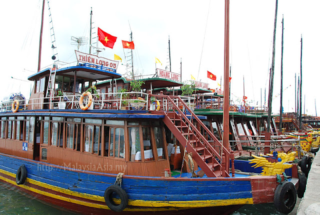 Junk Boats Halong Bay