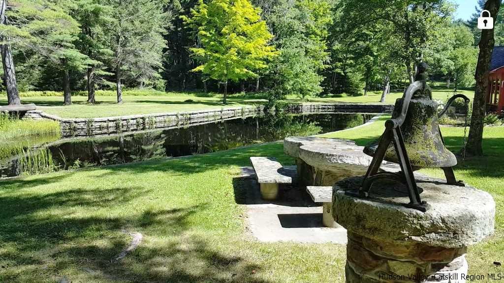 Sweet House Dreams Quiet Please Farm, 1970 Farm in Kerhonkson, New York