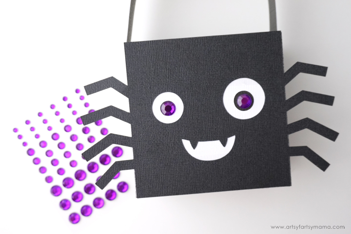 Halloween Spider Character Treat Bag made with Cricut Maker #CricutMade