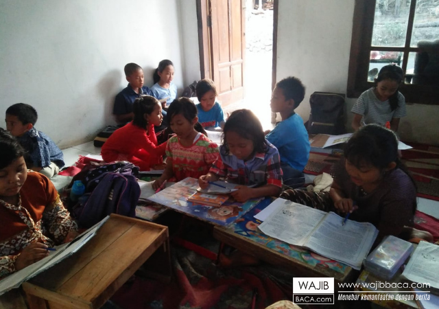 Sepele Sih, Namun Ini 3 Kesalahan Orang Tua Dalam Mendidik Anak Menurut K.H. Mahfudh Makmun Sepele Sih, Namun Ini 3 Kesalahan Orang Tua Dalam Mendidik Anak Menurut K.H. Mahfudh Makmun