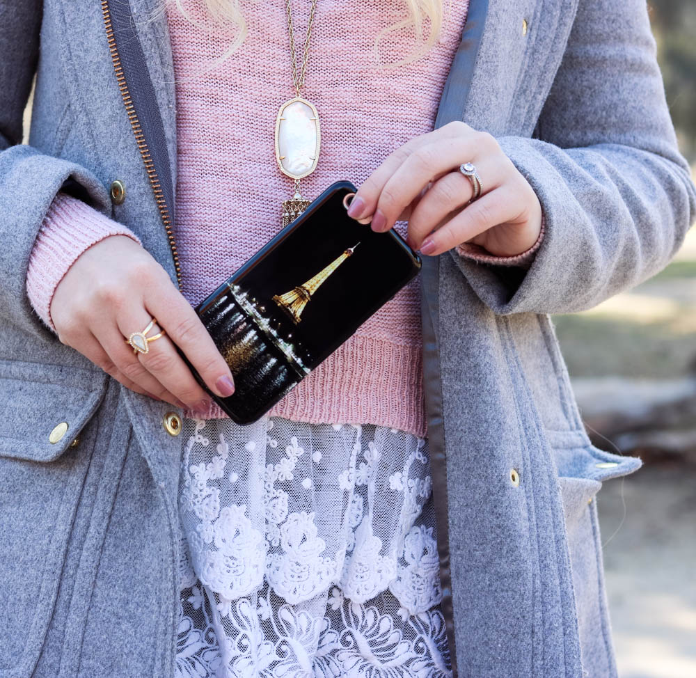 Casual Monday: Casual Girly Winter Outfit - Lizzie in Lace