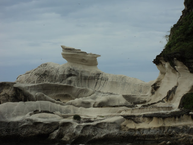 kapurpurawan rock formation