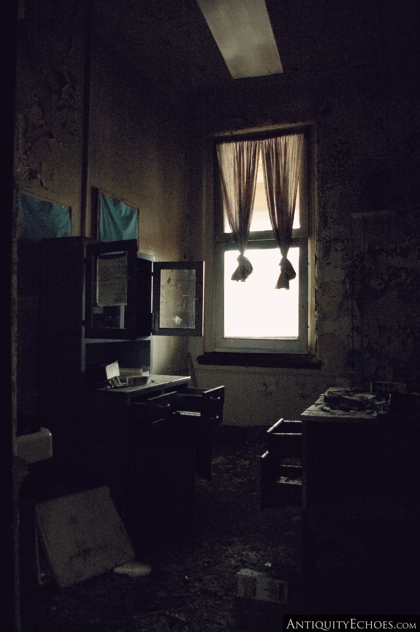 Overbrook Asylum - Curtains and Cobwebs