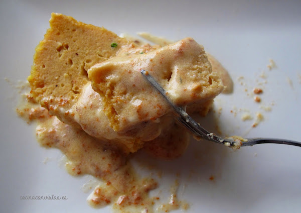 Pastel de Salmonetes( en microondas) con salsa de Erizos de Mar