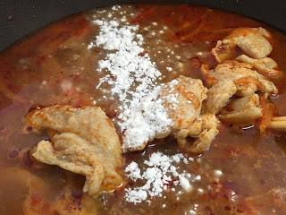 小麦粉を加える