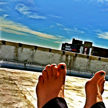 Bare Feet & Sunshine