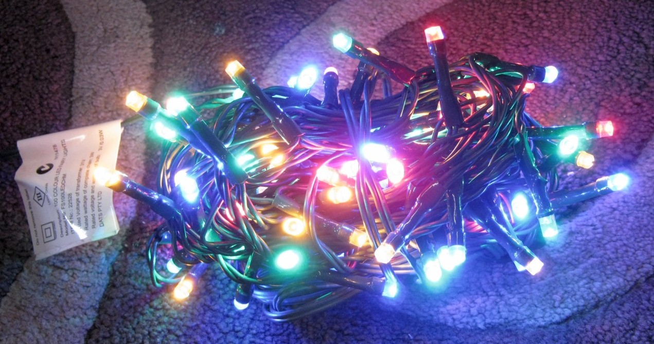 Led christmas 2024 lights half out
