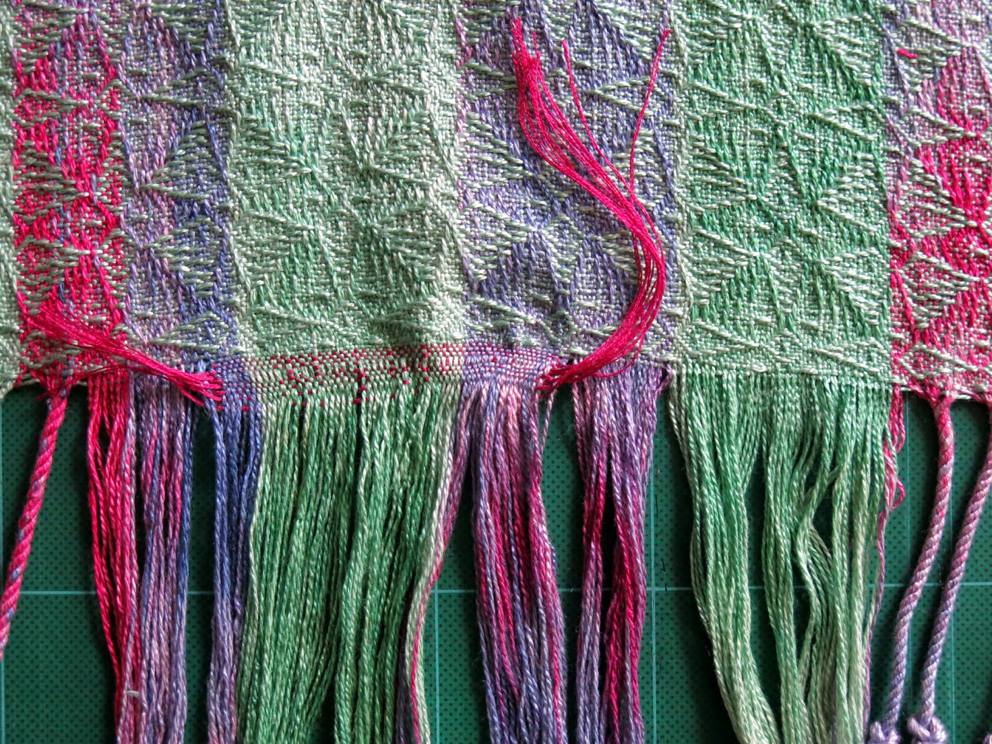 Durham Weaver Weaving tips making tassels.