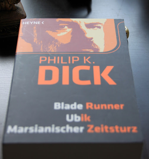 Ein Sammelband mit drei Romanen von Philip K. Dick: Blade Runner, Ubik, Marsianischer Zeitsturz