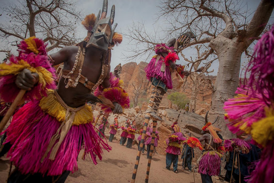 Safari Fusion blog | Photographer Anthony Pappone | Dogon mask dance, Pays Dogon Country, Mali